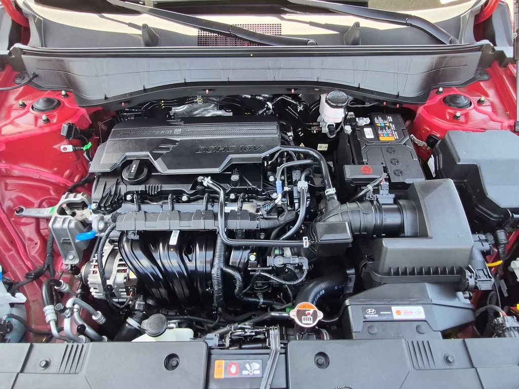 Used 2025 Hyundai Kona SE FWD image 32