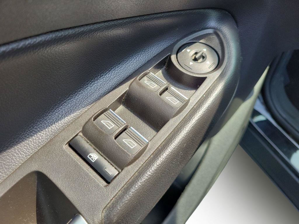 Used 2019 Ford Escape SE AWD/4WD image 9