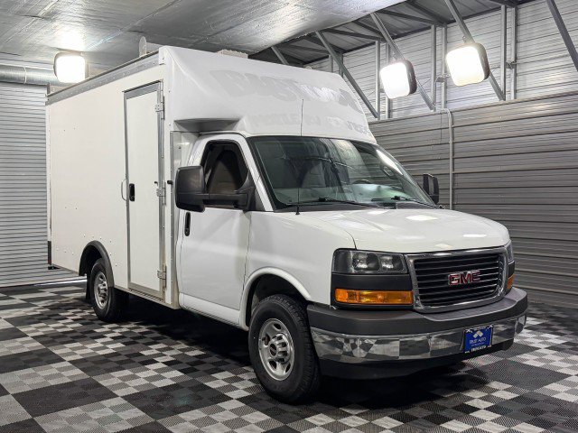 Used 2022 GMC Savana 3500 w/ Power Convenience Package image 4