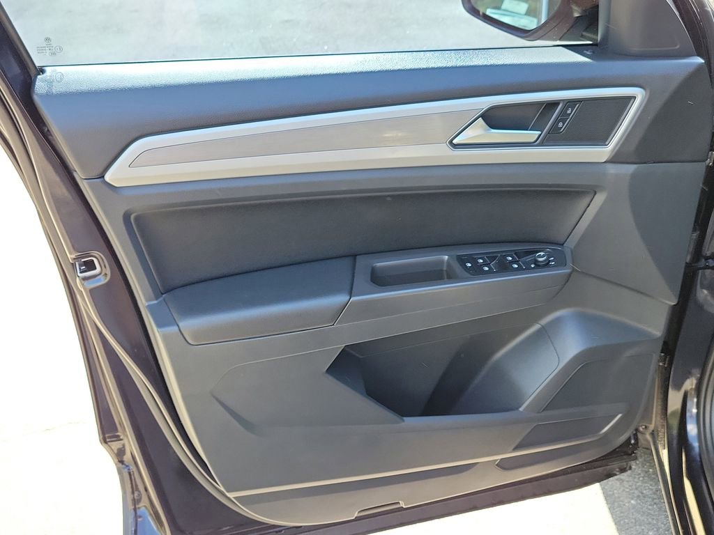 Used 2019 Volkswagen Atlas SE image 18