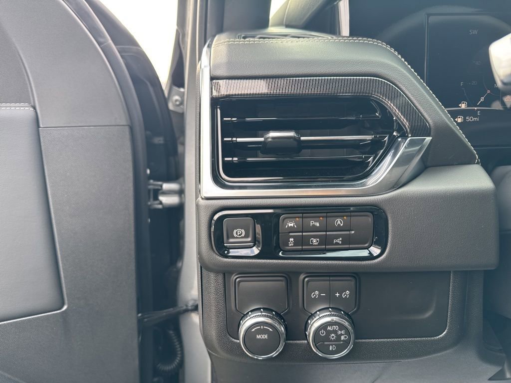 New 2026 GMC Yukon XL Elevation image 14