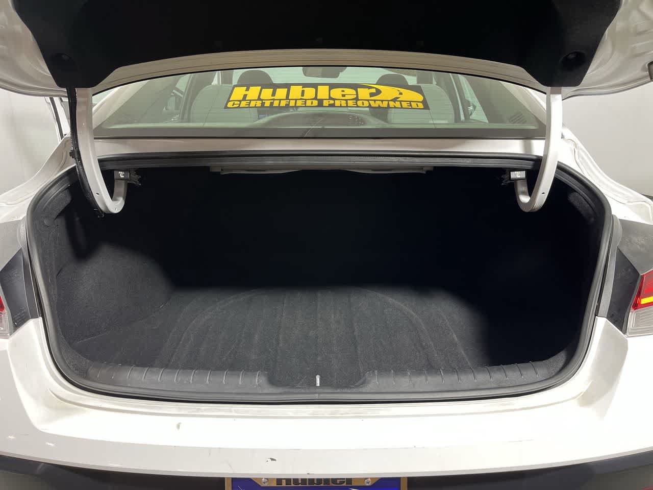Used 2025 Hyundai Elantra SEL FWD image 29
