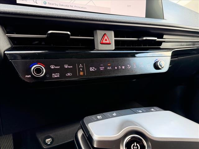 Used 2022 Kia EV6 Wind image 21