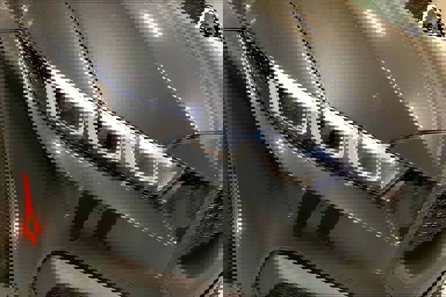 Used 2024 Ford Mustang Convertible image 25