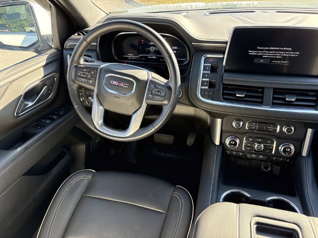 Used 2022 GMC Yukon SLT w/ SLT Luxury Package AWD/4WD image 14