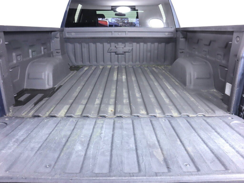 Used 2020 Chevrolet Silverado 1500 Custom Trail Boss w/ Custom Convenience Package AWD/4WD image 32