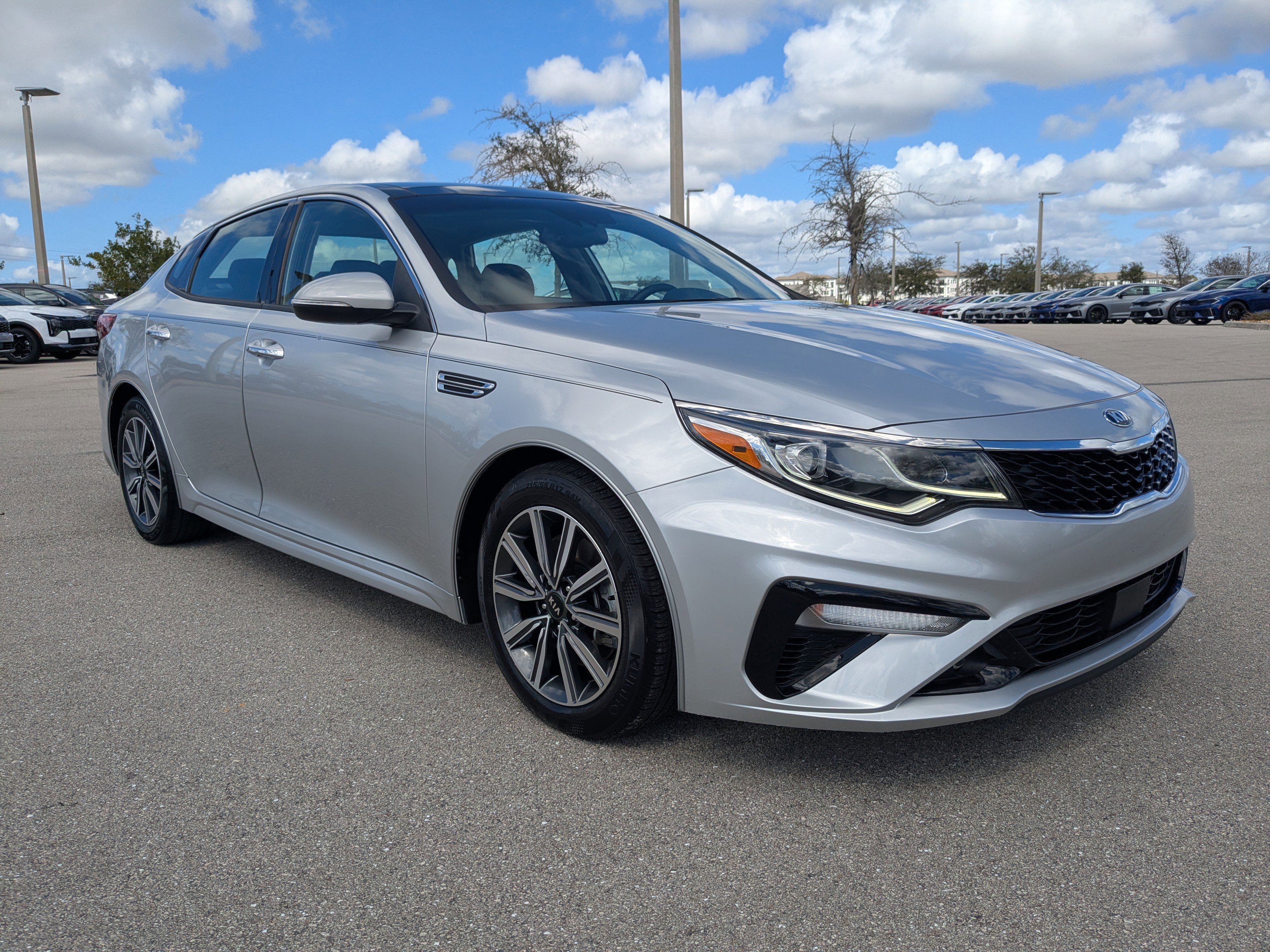 Used 2019 Kia Optima EX w/ EX Premium Package image 2