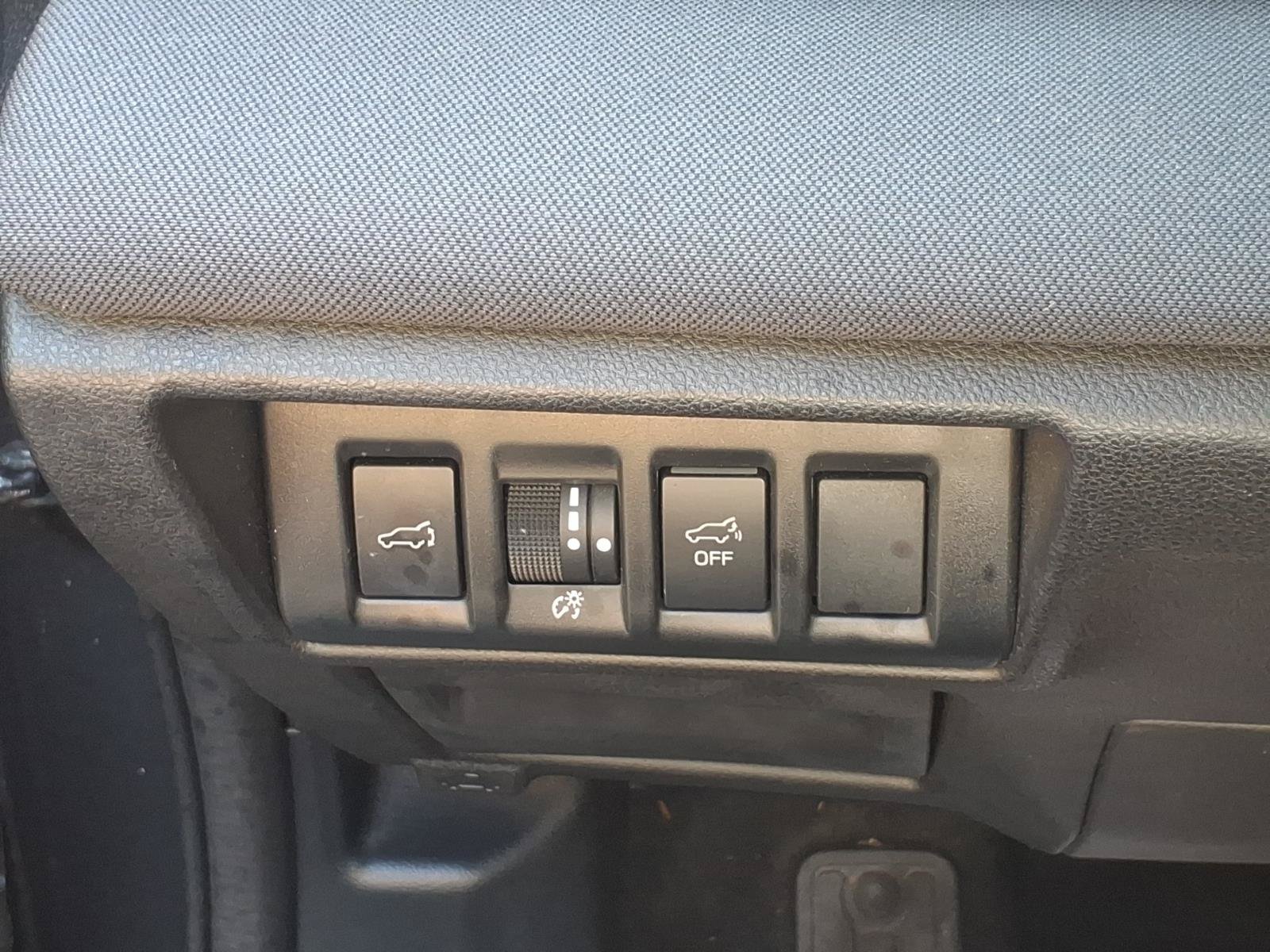Used 2023 Subaru Outback Premium AWD/4WD image 12