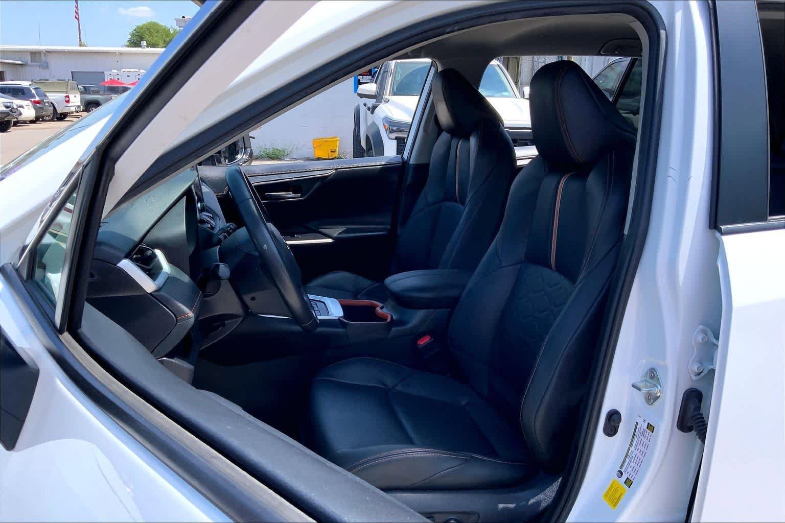 Used 2024 Toyota RAV4 Adventure AWD/4WD image 8