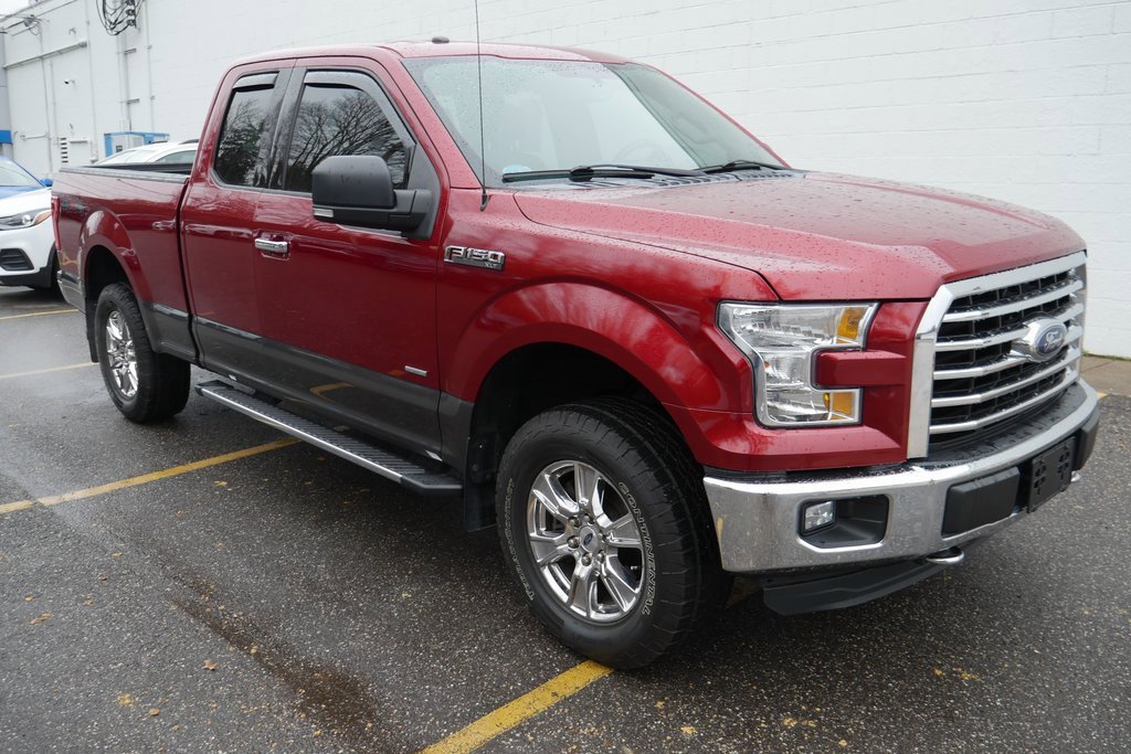 Used 2016 Ford F150 XLT w/ Equipment Group 302A Luxury image 2