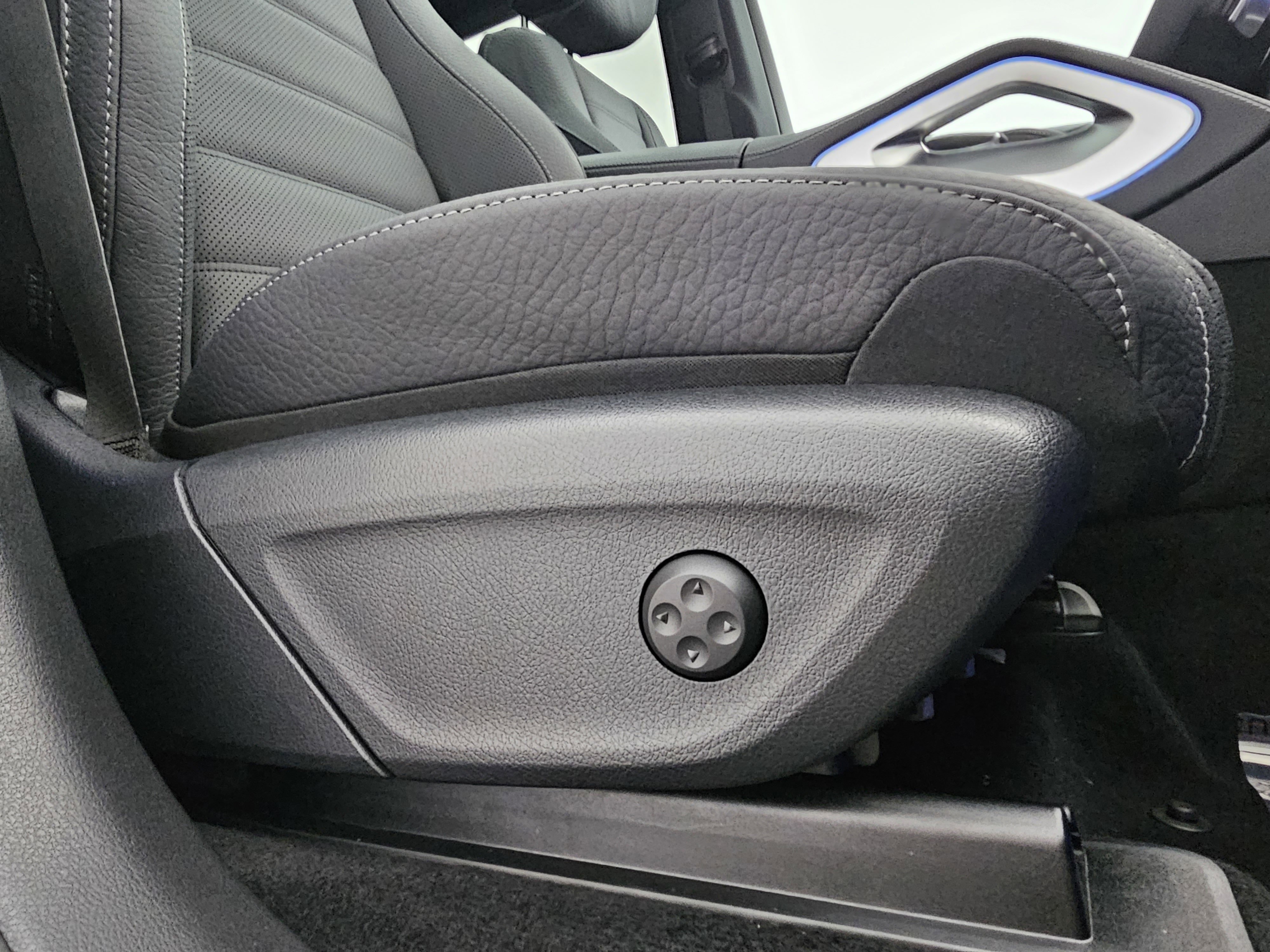 New 2026 Mercedes-Benz GLE 450 4MATIC Coupe image 14