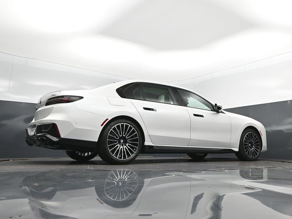 New 2026 BMW 760i xDrive w/ Executive Package AWD/4WD image 42