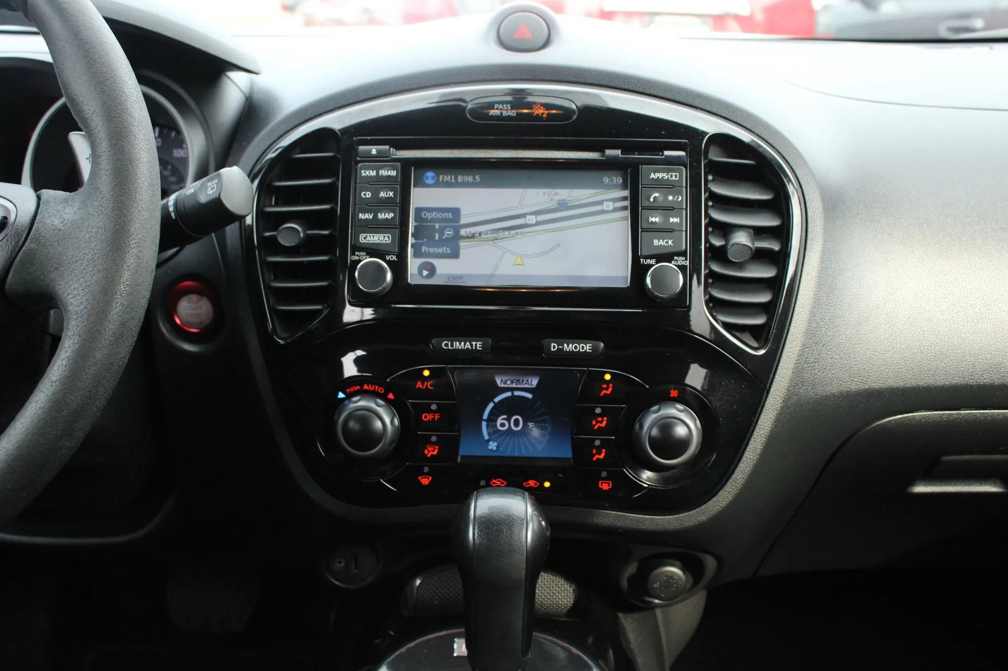 Used 2015 Nissan Juke NISMO image 22