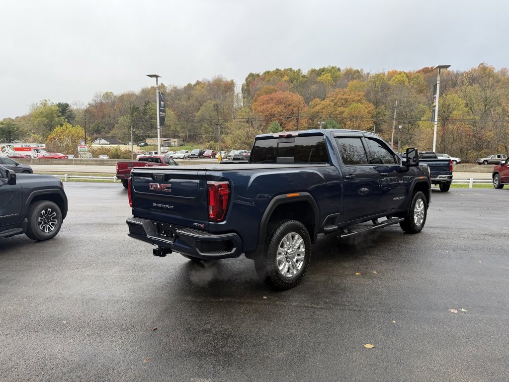 Used 2022 GMC Sierra 2500 AT4 w/ AT4 Preferred Package image 3