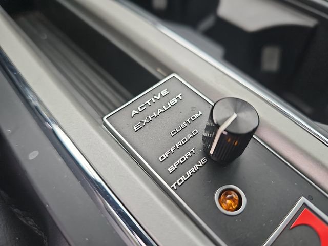 Used 2020 Ford F150 Lariat w/ Equipment Group 502A Luxury image 28