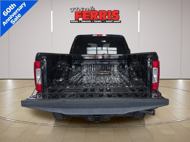 Used 2017 Ford F250 XLT w/ XLT Premium Package AWD/4WD image 9
