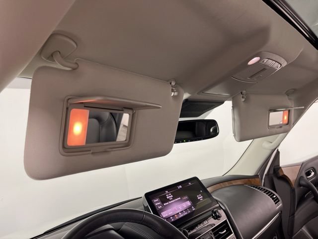 Used 2024 Nissan Armada SL w/ Captain's Chairs Package RWD image 37