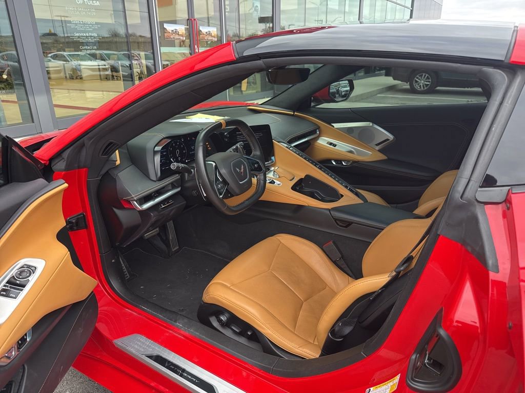 Used 2021 Chevrolet Corvette Stingray Preferred Cpe w/ 2LT image 6