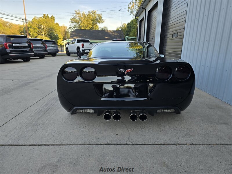 Used 2006 Chevrolet Corvette Z06 w/ Preferred Equipment Group RWD image 23
