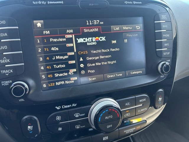 Used 2016 Kia Soul + w/ Primo Package FWD image 21