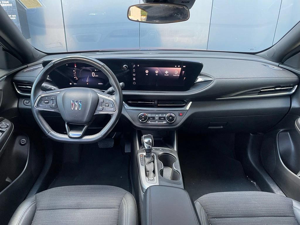 Used 2024 Buick Envista Preferred w/ Convenience I Package FWD image 11