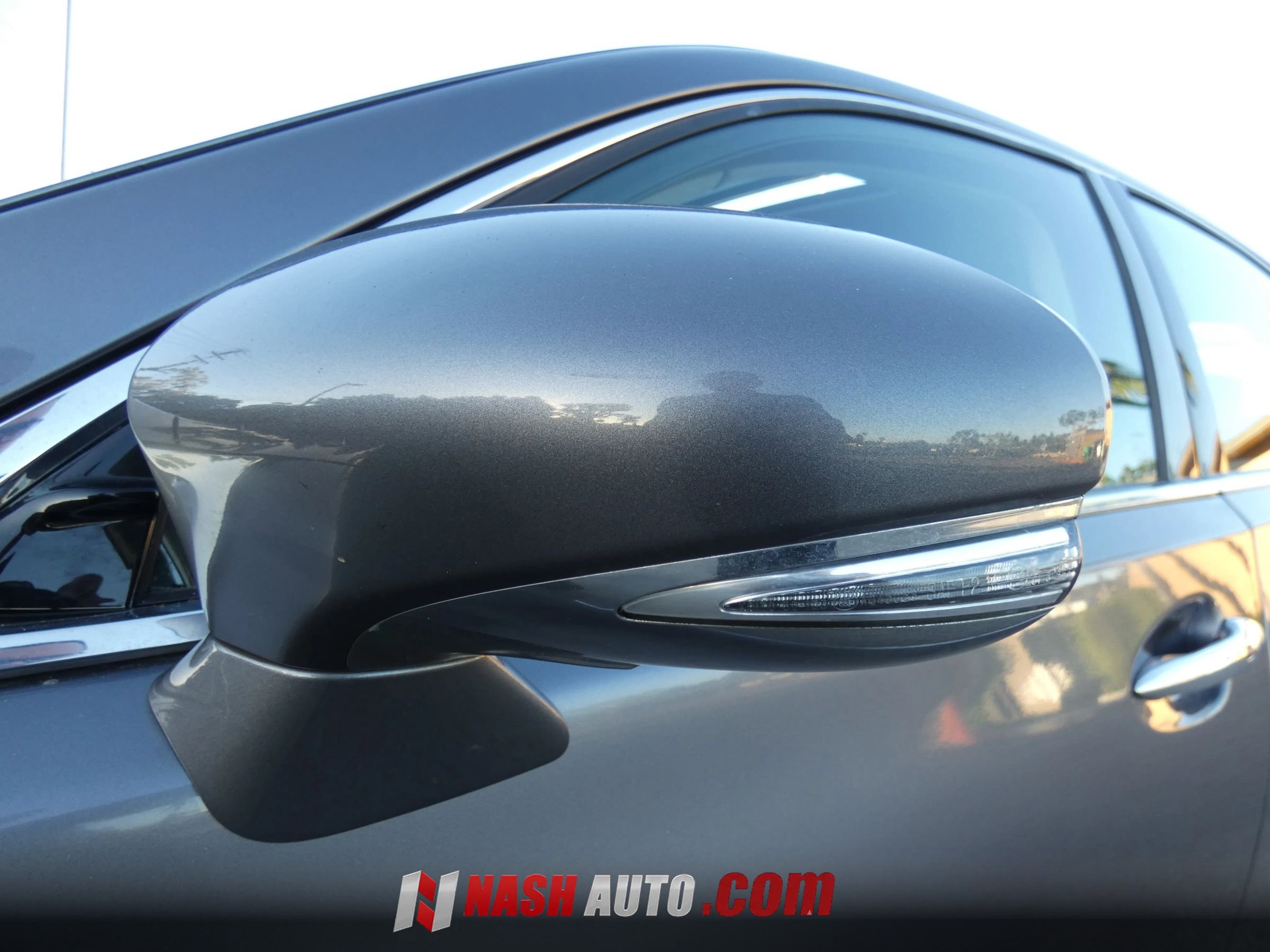 Used 2013 Lexus LS 460 w/ Ultra Luxury Pkg RWD image 22