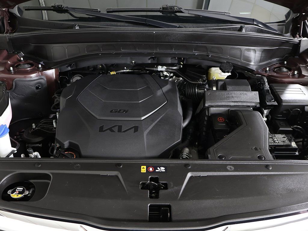 Used 2022 Kia Telluride LX image 20