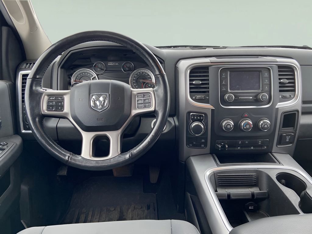 Used 2022 RAM 1500 Classic SLT w/ Black Appearance Group image 17