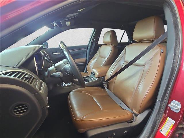 Used 2019 Chrysler 300 Limited w/ Light Group image 16