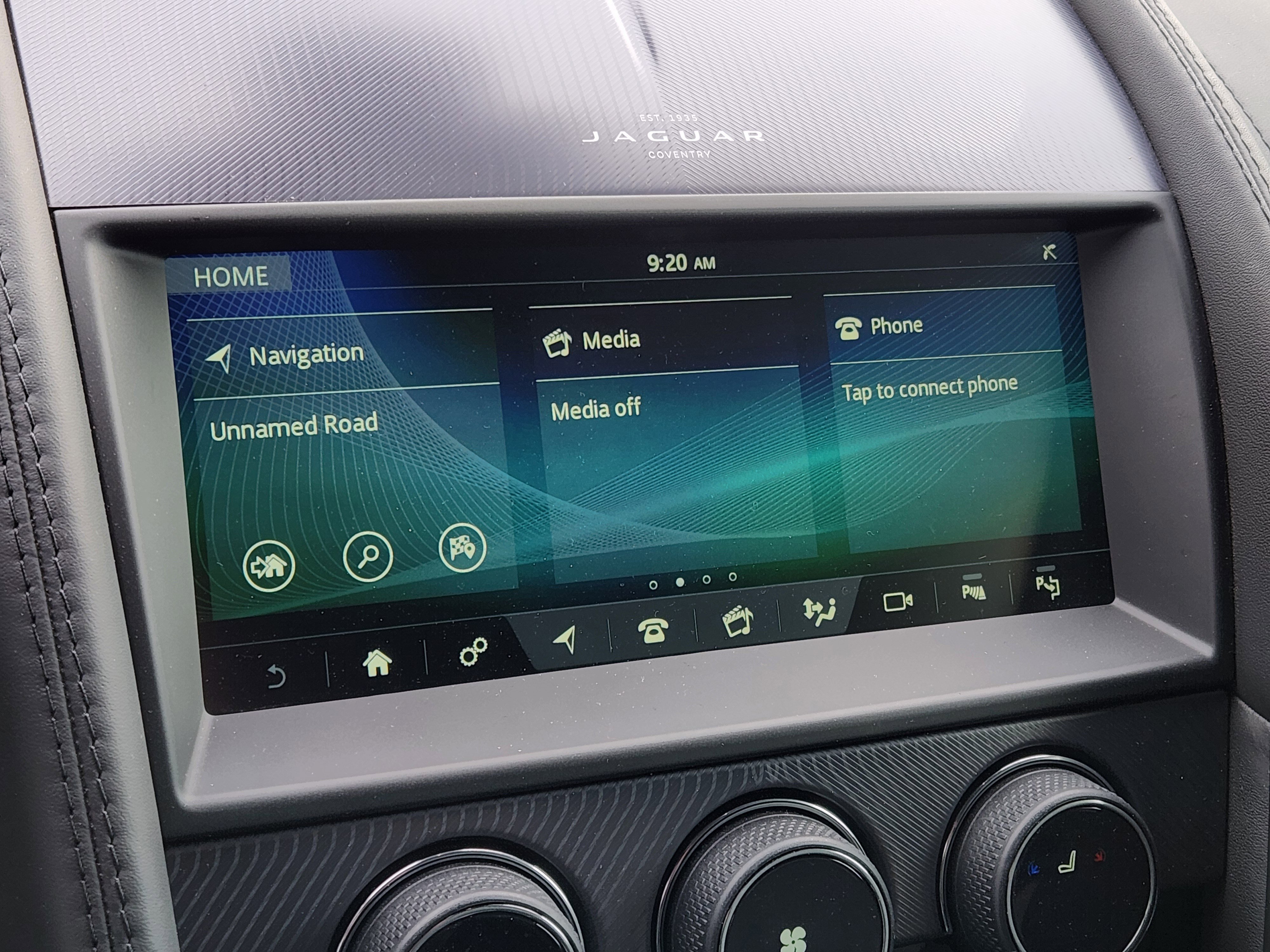 Certified 2022 Jaguar F-TYPE R-Dynamic image 19
