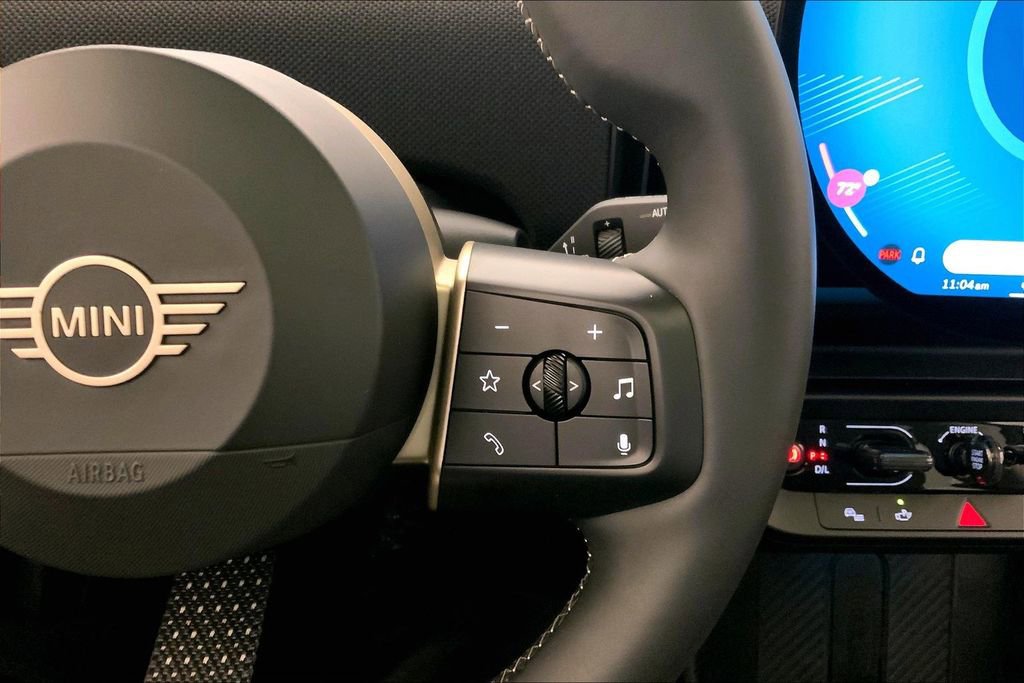 Certified 2025 MINI Cooper S image 19