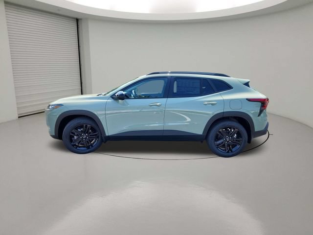 New 2026 Chevrolet Trax ACTIV w/ Sunroof Package FWD image 4
