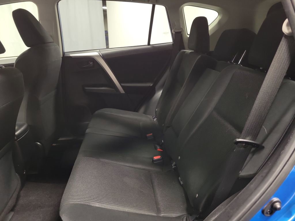 Used 2017 Toyota RAV4 LE image 19
