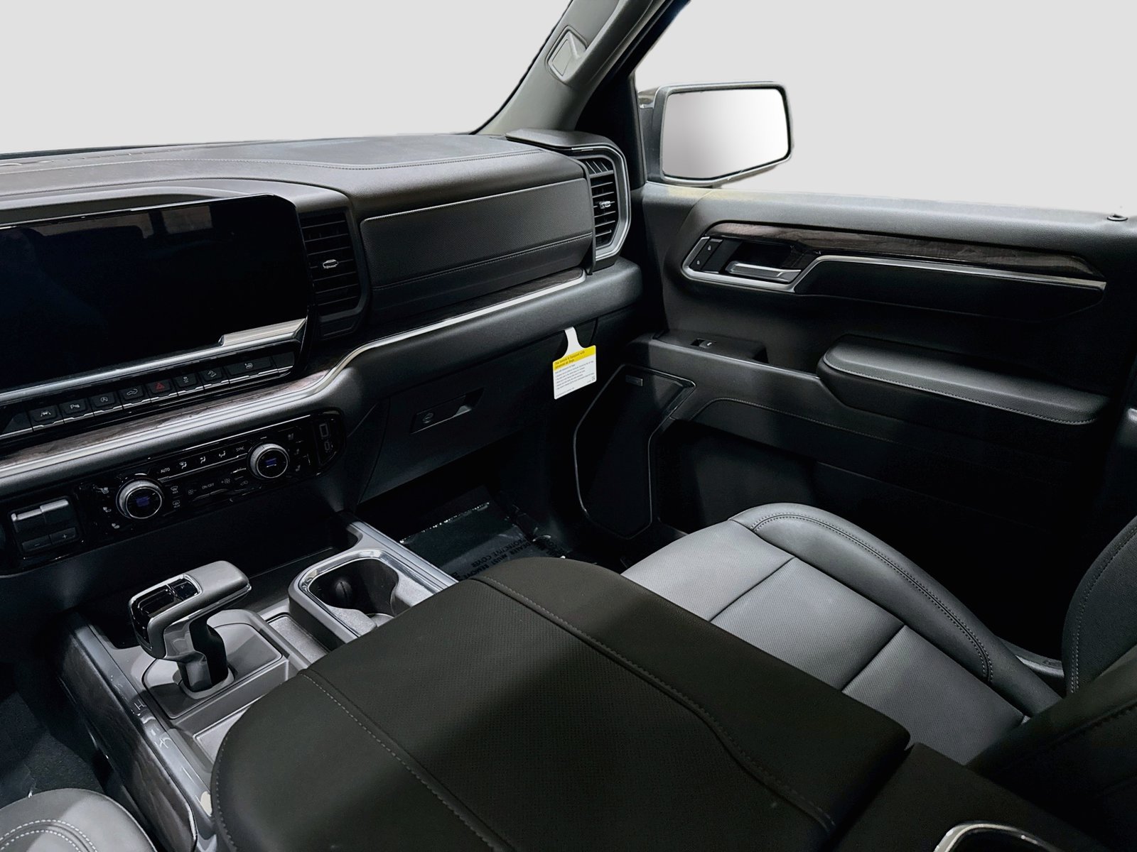 New 2026 Chevrolet Silverado 1500 LTZ w/ LTZ Premium Package AWD/4WD image 28