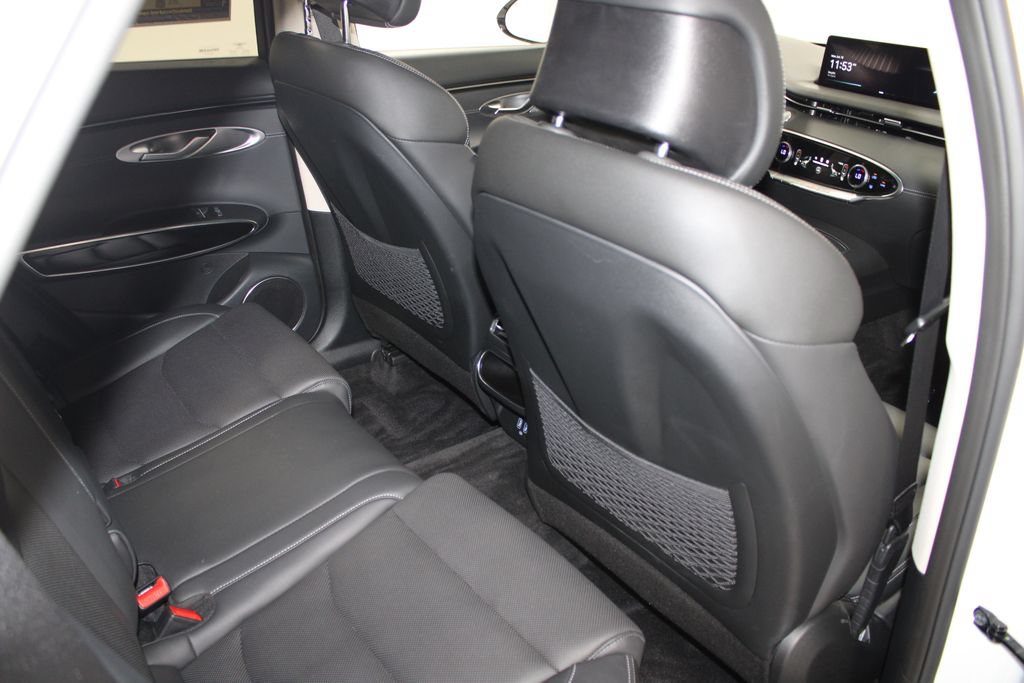 Used 2025 Genesis GV70 2.5T AWD/4WD image 31