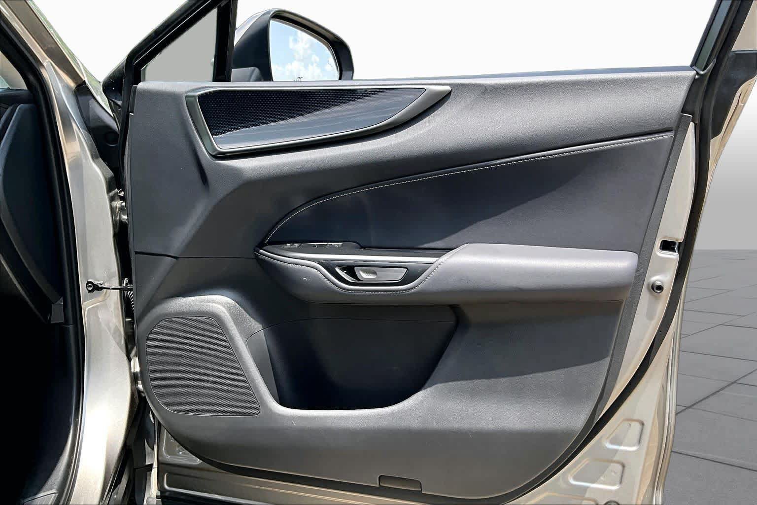 Used 2025 Lexus NX 250 FWD w/ Accessory Package (Z1) image 20