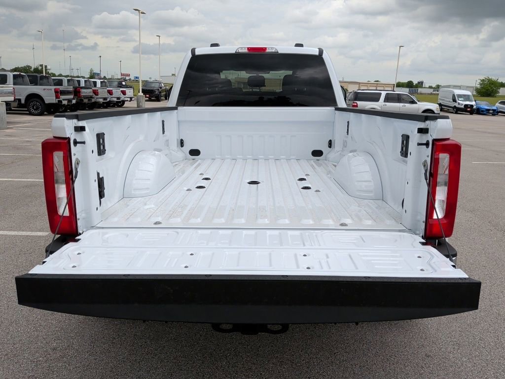 New 2026 Ford F350 XLT image 37