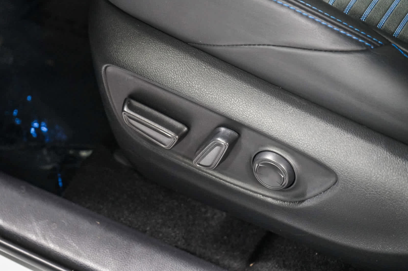 Used 2023 Toyota RAV4 XSE image 26