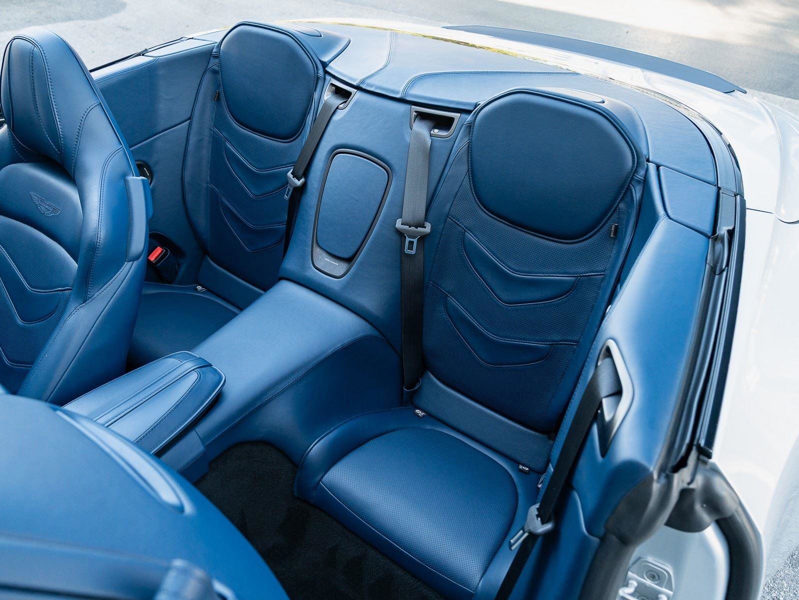 Used 2020 Aston Martin DBS Superleggera Volante image 10