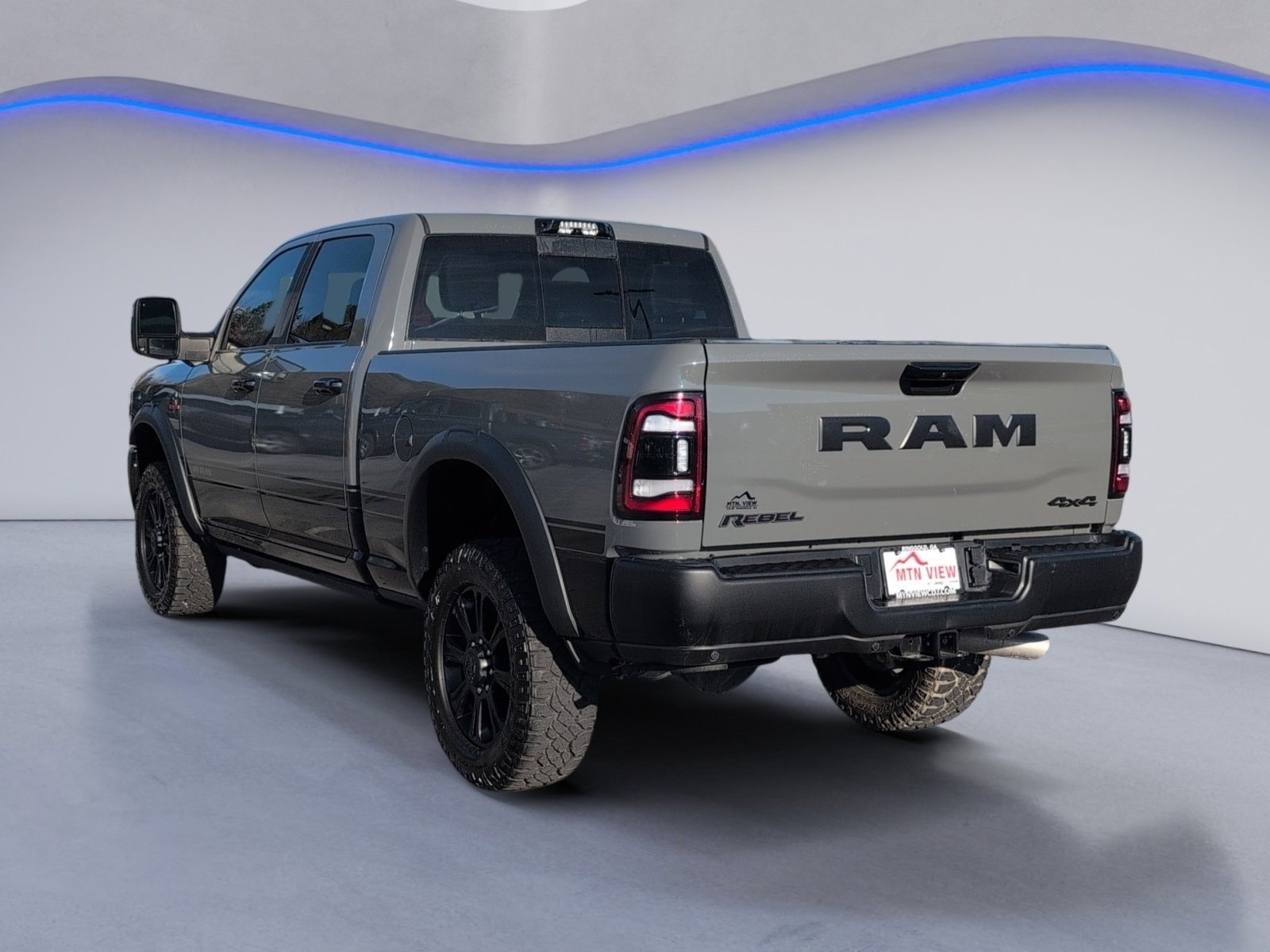 Used 2024 RAM 2500 Rebel w/ Towing Technology Group image 6