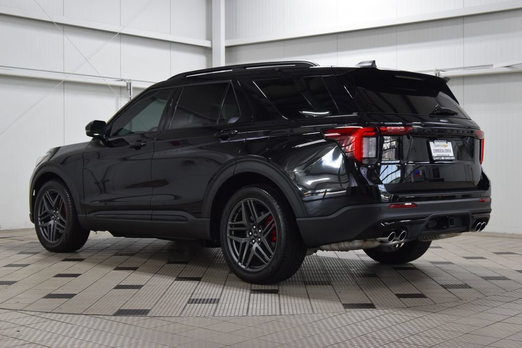 Used 2025 Ford Explorer ST w/ Sun And Sound Package AWD/4WD image 5