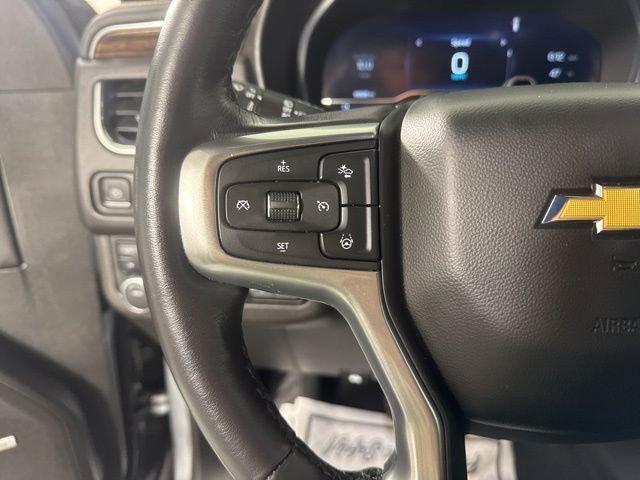 Used 2024 Chevrolet Suburban Premier w/ Advanced Technology Package AWD/4WD image 33