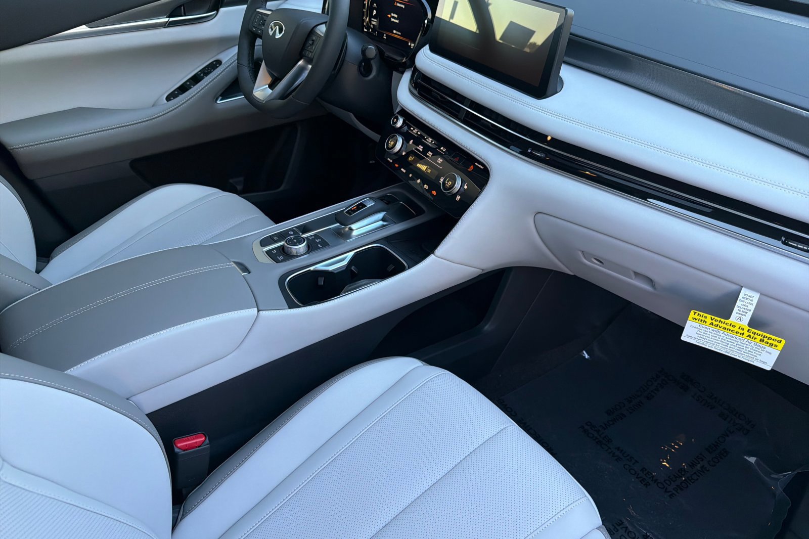 New 2027 INFINITI QX60 Luxe w/ Cargo Package AWD/4WD image 18
