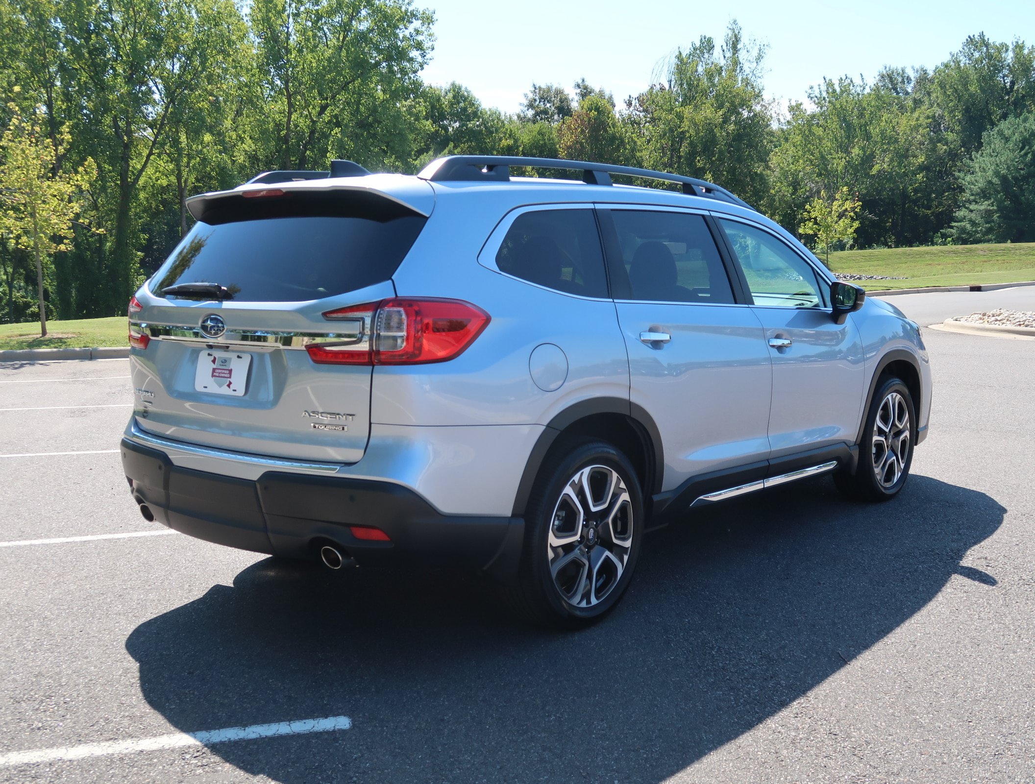 Used 2024 Subaru Ascent Touring w/ Popular Package #2 AWD/4WD image 8
