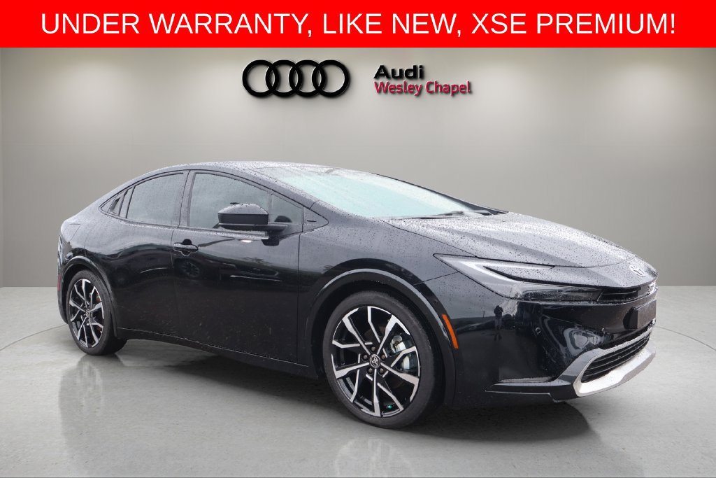 Used 2026 Toyota Prius Plug-In Hybrid w/ Limited Premium Package FWD image 7
