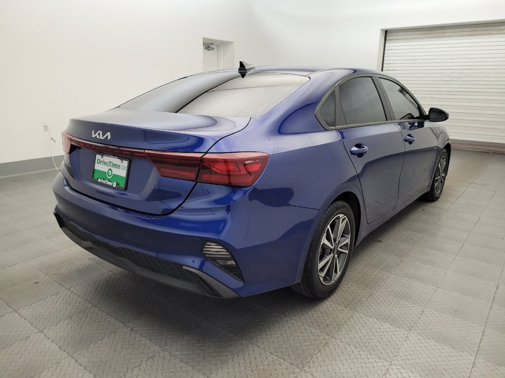 Used 2023 Kia Forte LXS w/ LXS Technology Package FWD image 9