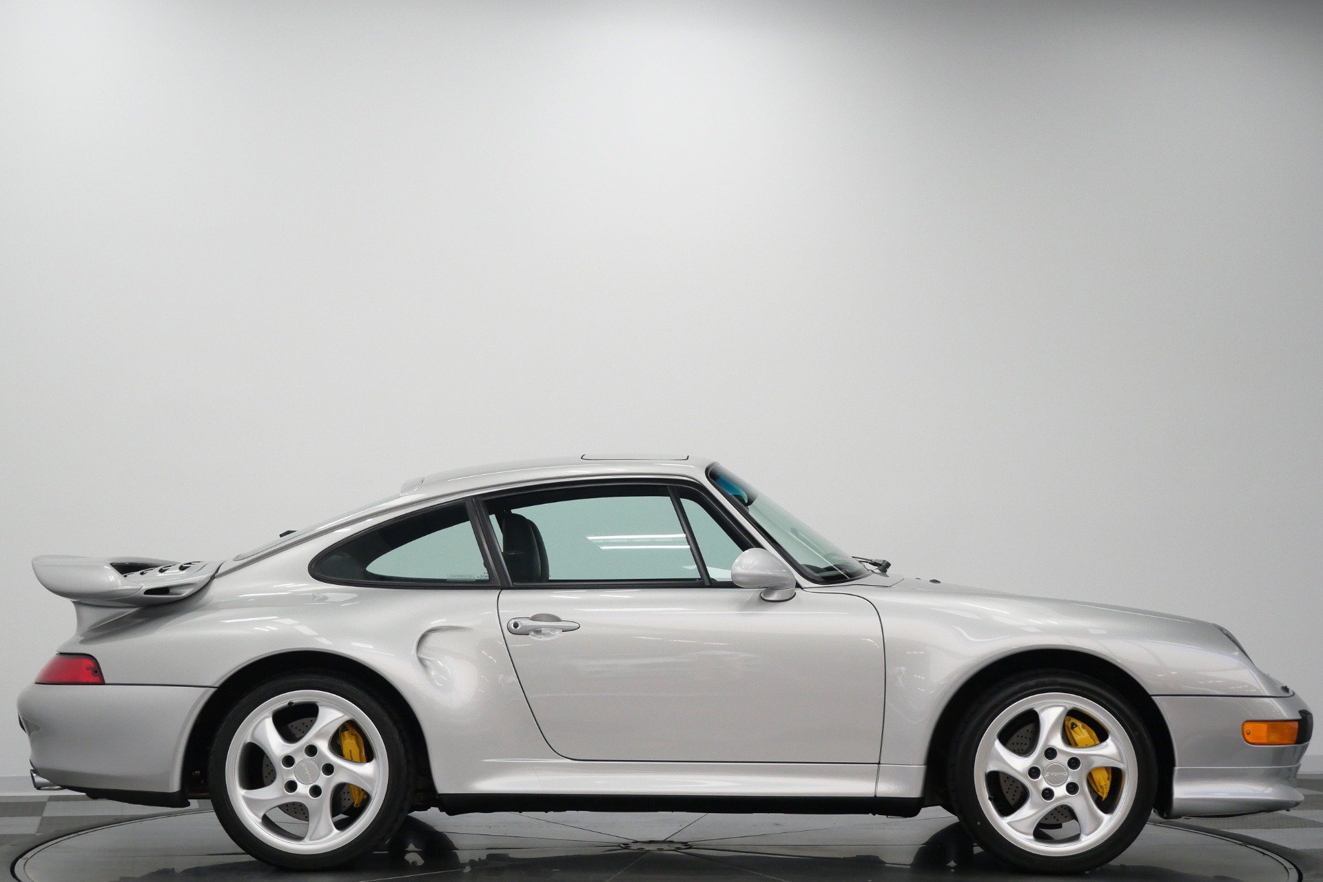 Used 1997 Porsche 911 Turbo S AWD/4WD image 75