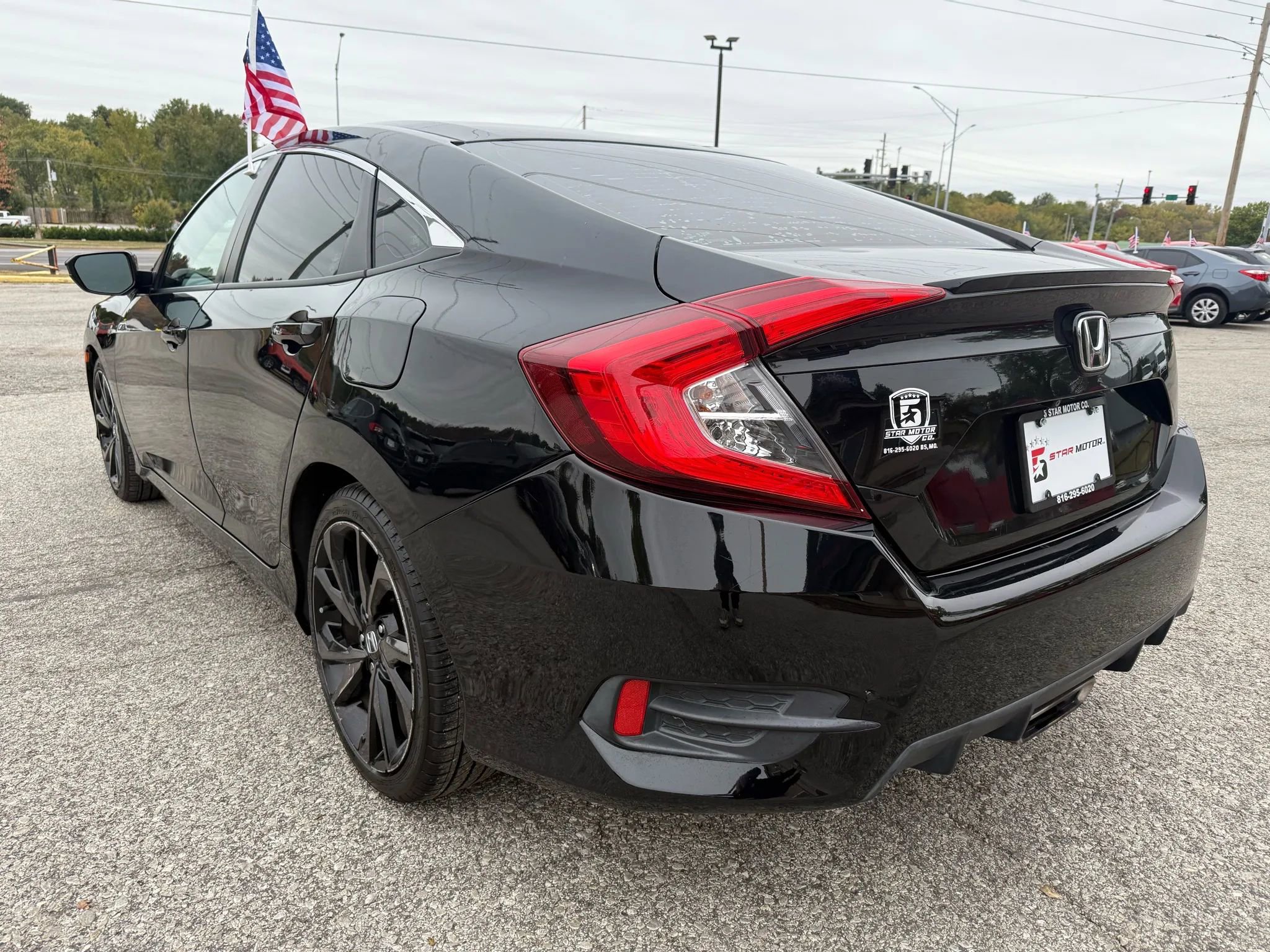 Used 2020 Honda Civic Sport image 6