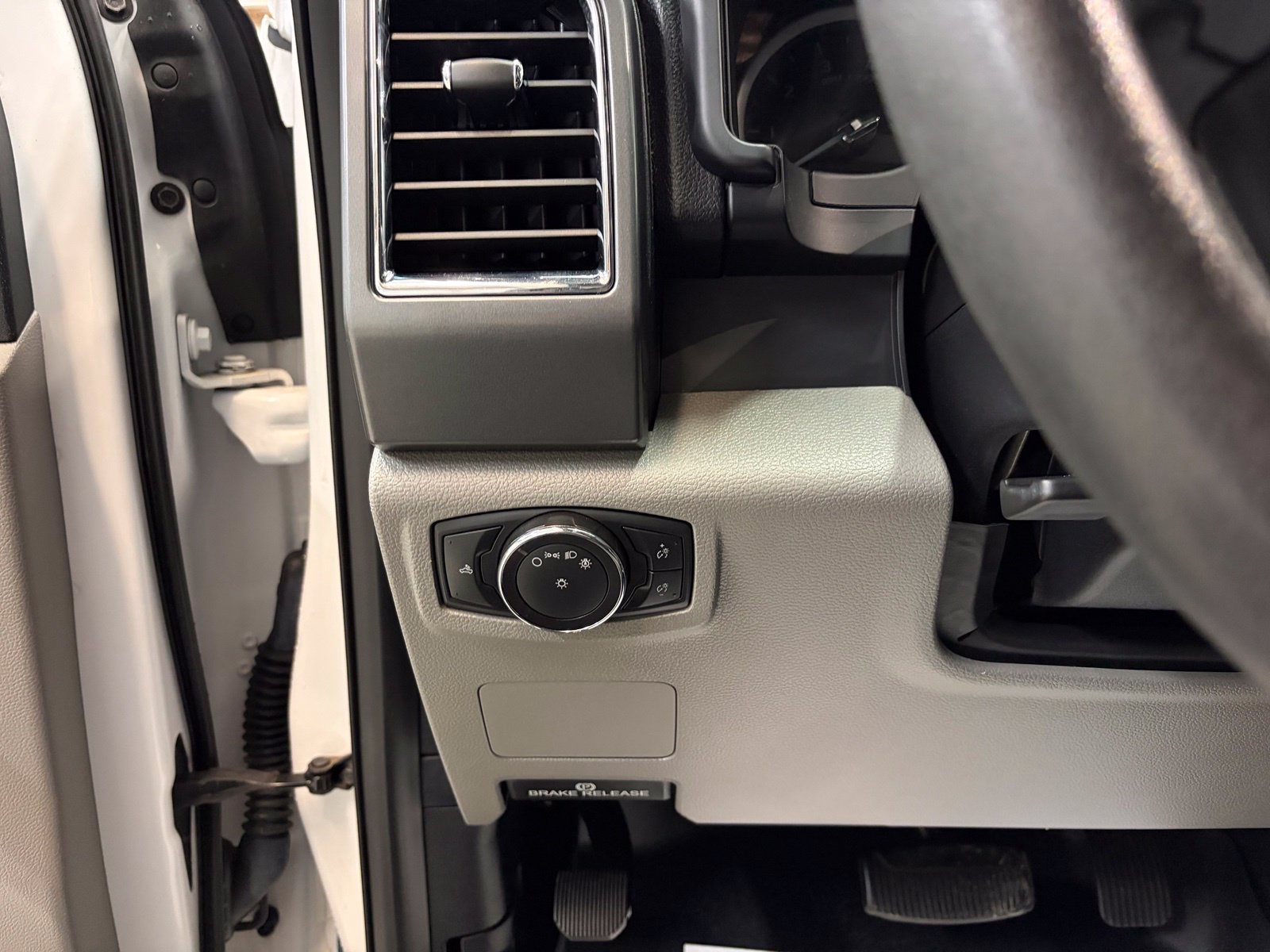 Used 2018 Ford F250 XLT AWD/4WD image 18