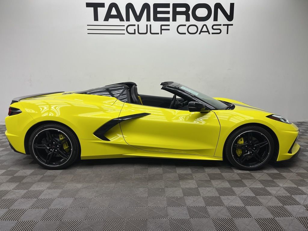 Used 2024 Chevrolet Corvette Stingray Convertible w/ Battery Protection Package RWD image 4